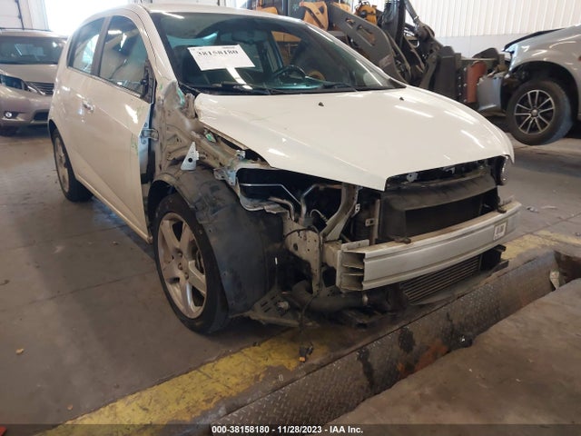 Chevrolet Sonic Ltz Auto 2015 1G1JE6SB0F4147369 Image 6