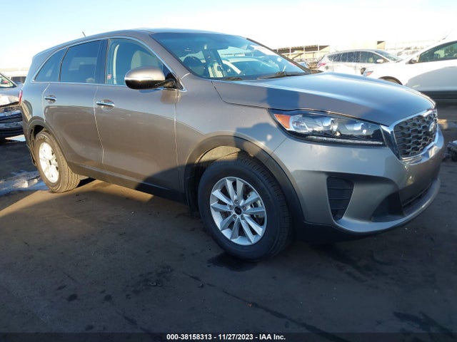 2019 KIA SORENTO 3.3L LX VIN: 5XYPG4A54KG496722