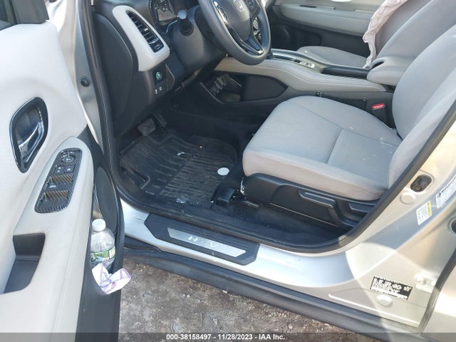 Honda HR-V LX 2016 3CZRU6H34GM719251 Image 5