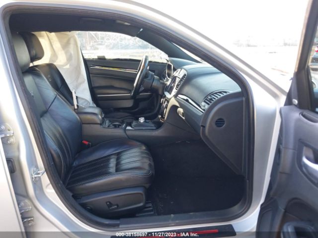 2021 CHRYSLER 300 2C3CCABG0MH546047 Photo 4