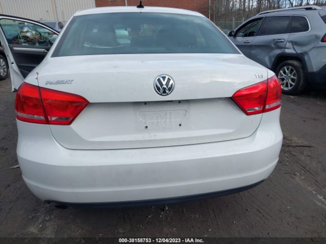 1VWAS7A3XFC108369 Volkswagen Passat 1.8t Limited Edition