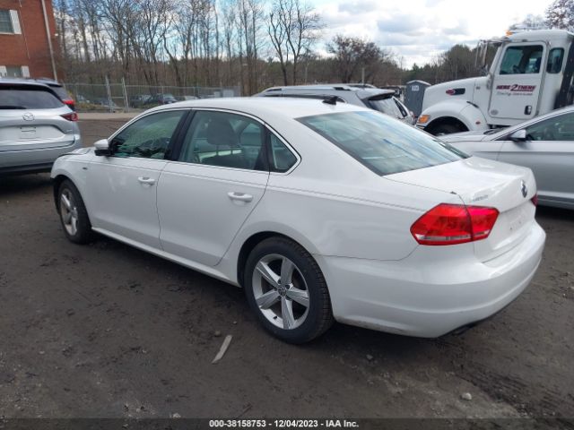 1VWAS7A3XFC108369 Volkswagen Passat 1.8t Limited Edition