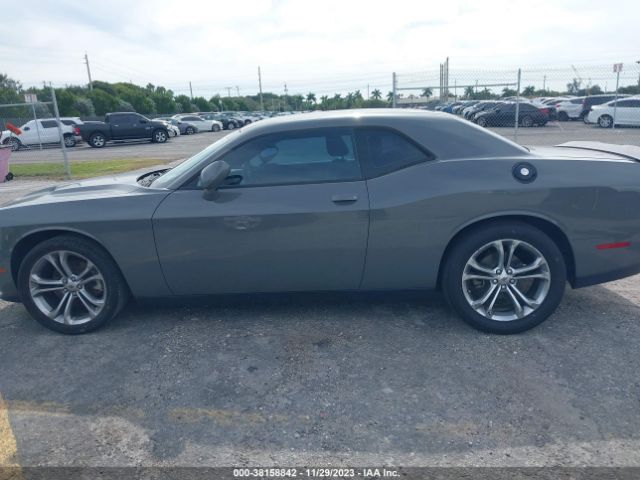 2C3CDZAGXHH651858 Dodge Challenger Sxt Plus