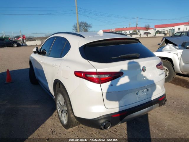 ZASFAKNN8J7B84255 Alfa Romeo Stelvio Ti Sport Awd