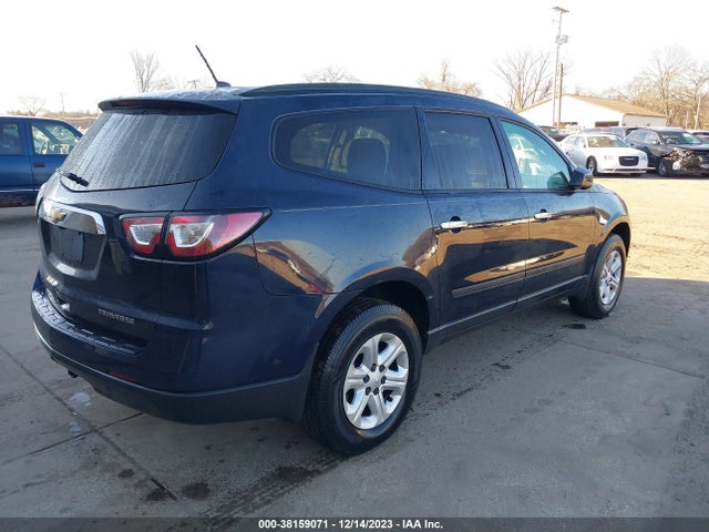 Chevrolet Traverse Ls 2015 1GNKRFKD2FJ386285 Image 4