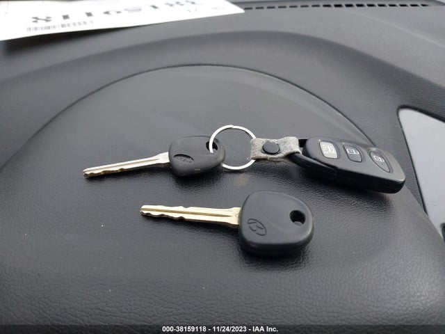 2014 HYUNDAI ELANTRA SE (ULSAN PLANT) VIN: KMHDH4AE3EU117627