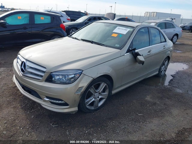 2011 MERCEDES-BENZ C 300 SPORT/LUXURY/ VIN: WDDGF5EB1BR185491