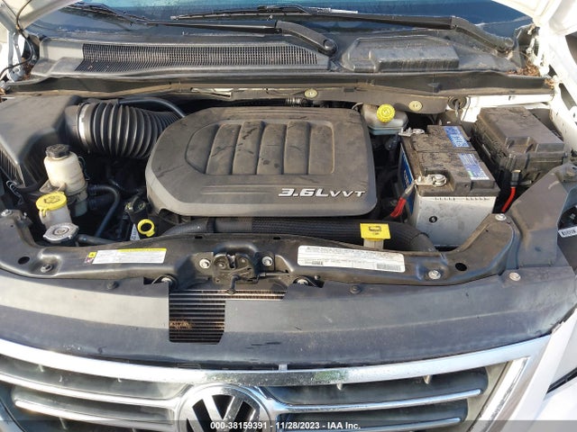 2012 VOLKSWAGEN ROUTAN SE VIN: 2C4RVABG4CR276345
