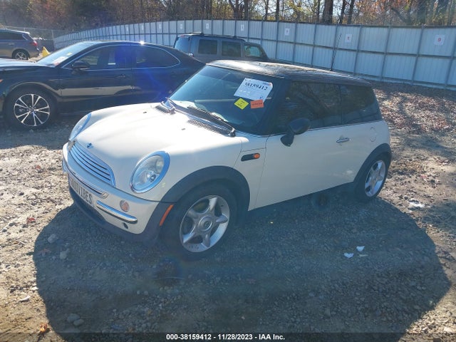 2003 MINI COOPER HARDTOP WMWRC33413TE19461 Photo 1