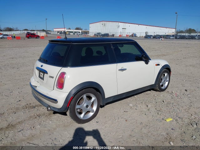2003 MINI COOPER HARDTOP WMWRC33413TE19461 Photo 3