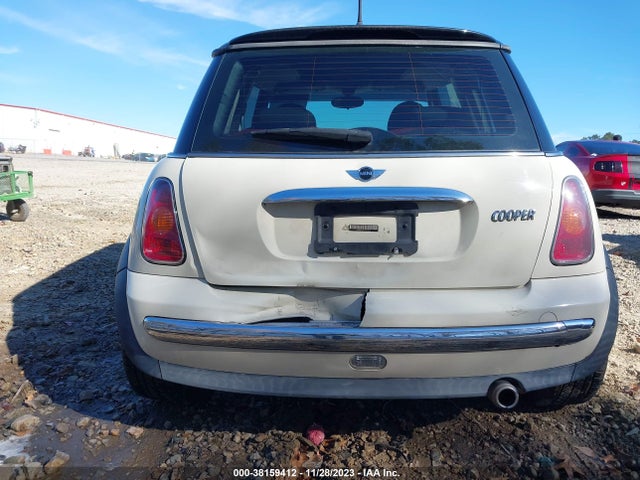 2003 MINI COOPER HARDTOP WMWRC33413TE19461 Photo 5