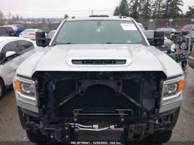 1GT12SEY3HF182990 GMC Sierra 2500hd Sle