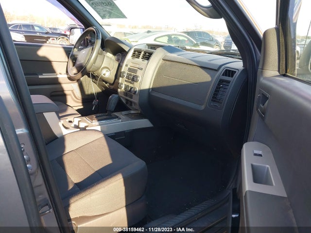 2011 FORD ESCAPE XLT VIN: 1FMCU0D72BKB01228