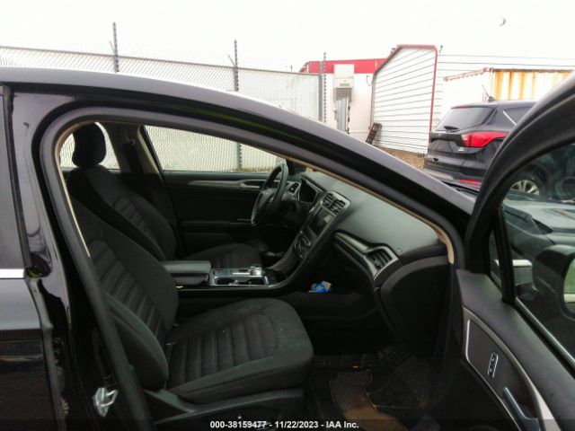 2017 FORD FUSION 3FA6P0H74HR156714 Photo 4