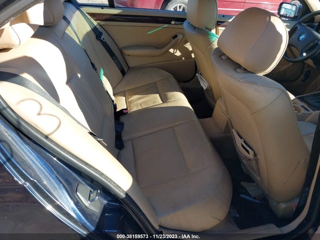 2003 BMW 325XI VIN: WBAEU33493PH90310