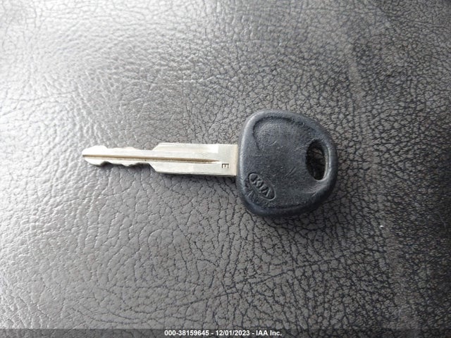 2007 KIA SORENTO EX VIN: KNDJD736875671396