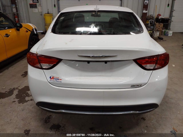 Chrysler 200 Limited Platinum 2017 1C3CCCAB2HN509855 Image 16