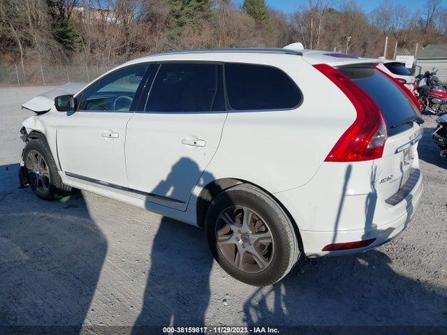 2015 VOLVO XC60 T6 DRIVE-E PLATINUM VIN: YV449MDMXF2741360