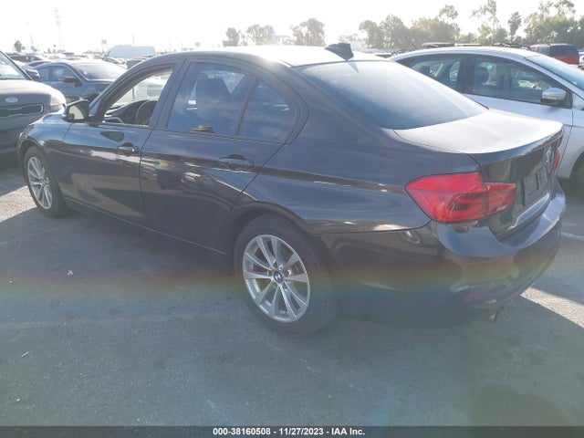 BMW 320i 2016 WBA8A9C58GK617766 Image 3