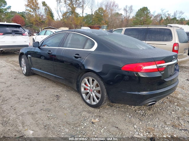 2014 JAGUAR XF SAJWJ0EFXE8U12330 Photo 2