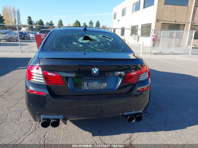 WBSFV9C55FD595364 BMW M5