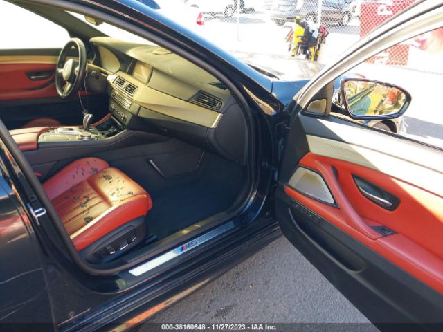WBSFV9C55FD595364 BMW M5