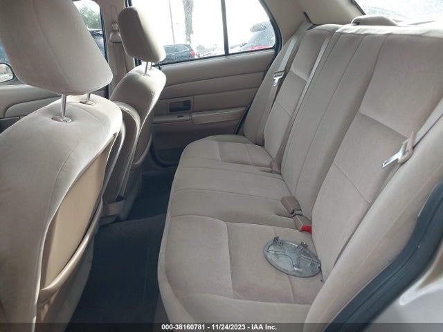Продаж на аукціоні авто 2005 Ford Crown Victoria Standard, vin: 2FAFP73WX5X130557, номер лоту: 38160781