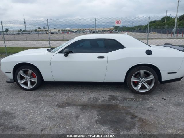 2C3CDZAG3JH231736 Dodge Challenger Sxt Plus