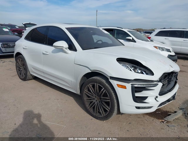 2016 PORSCHE MACAN WP1AB2A59GLB57134 Photo 0