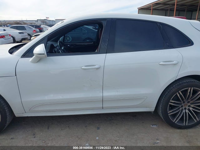 WP1AB2A59GLB57134 Porsche MACAN S