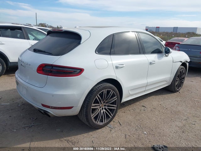 2016 PORSCHE MACAN WP1AB2A59GLB57134 Photo 3