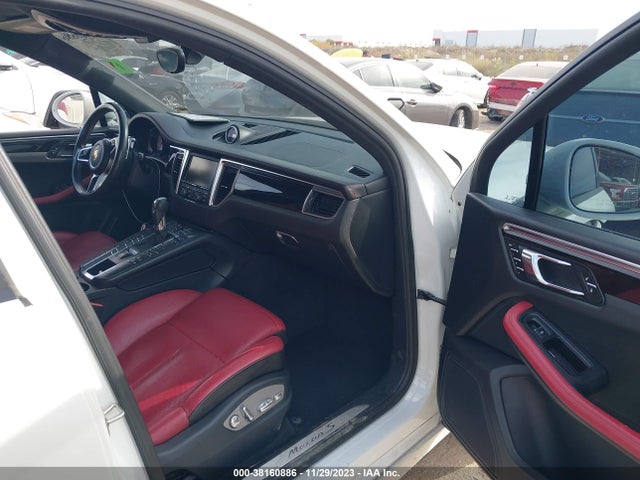 2016 PORSCHE MACAN WP1AB2A59GLB57134 Photo 4