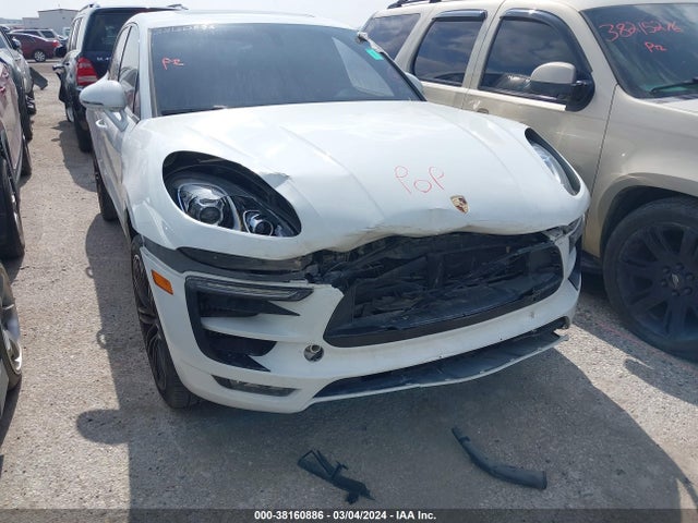 2016 PORSCHE MACAN WP1AB2A59GLB57134 Photo 5