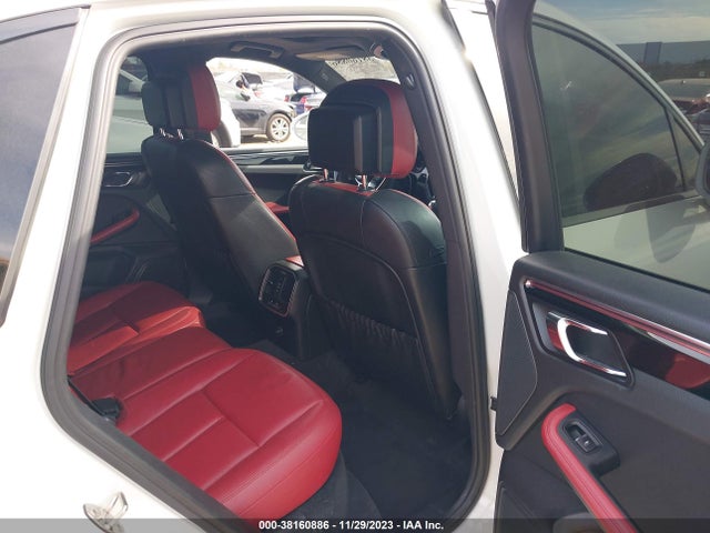 2016 PORSCHE MACAN WP1AB2A59GLB57134 Photo 7