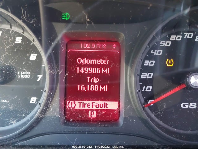 2009 PONTIAC G8 VIN: 6G2ER57779L237101