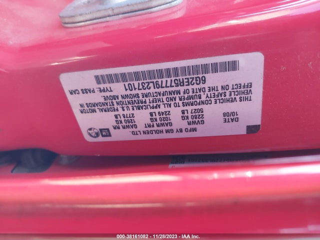 2009 PONTIAC G8 VIN: 6G2ER57779L237101