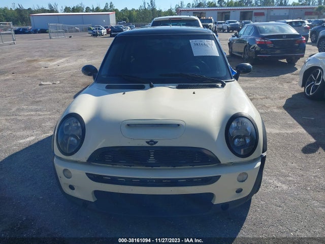 2006 MINI COOPER S WMWRE33536TL18488 Photo 5