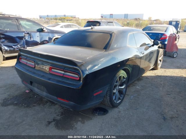 2C3CDZAG0GH108047 Dodge Challenger Sxt Plus