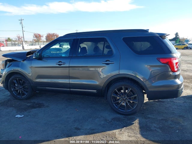 2017 FORD EXPLORER XLT VIN: 1FM5K7D84HGC85650