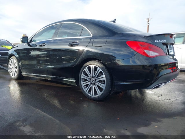 WDDSJ4EB6KN714623 Mercedes-Benz m270