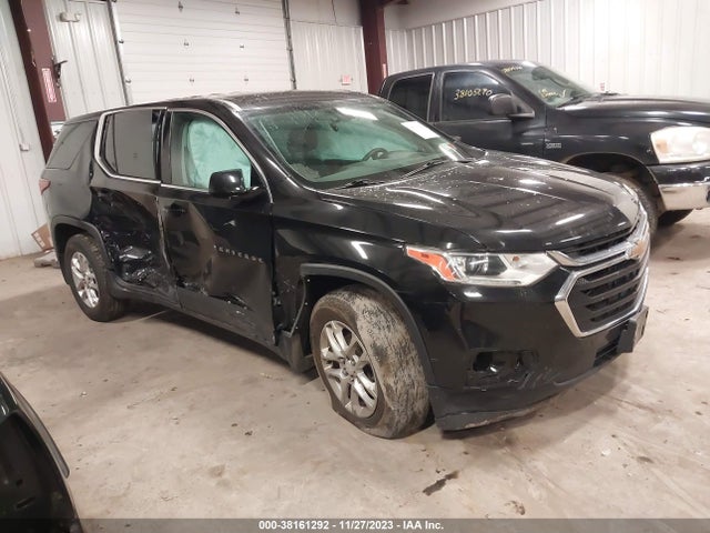 Chevrolet Traverse Ls 2018 1GNEVFKW9JJ114691 Image 1