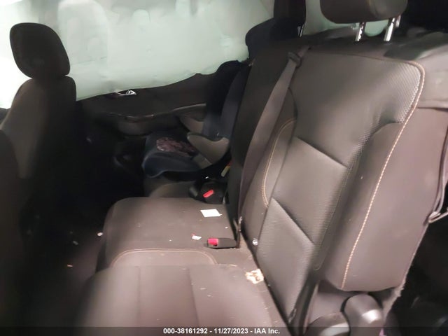 Chevrolet Traverse Ls 2018 1GNEVFKW9JJ114691 Image 8