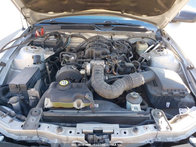 2005 FORD MUSTANG V6 DELUXE/V6 PREMIUM VIN: 1ZVFT80N555163021