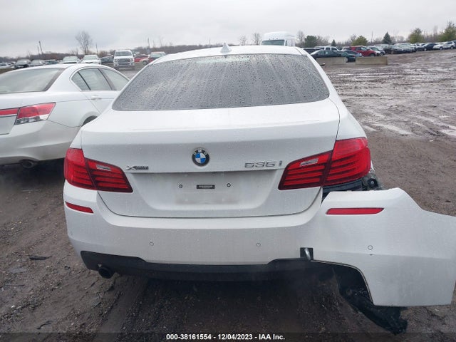 BMW 535i Xdrive 2016 WBA5B3C50GG256386 Image 16
