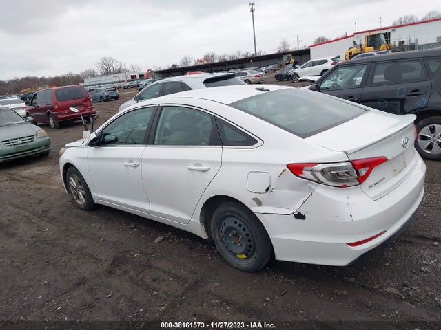 2016 HYUNDAI SONATA SE VIN: 5NPE24AF2GH316359