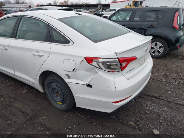 2016 HYUNDAI SONATA SE VIN: 5NPE24AF2GH316359