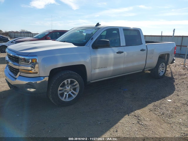 Chevrolet Silverado 1500 Ls 2018 3GCUKNEC6JG285943 Image 2