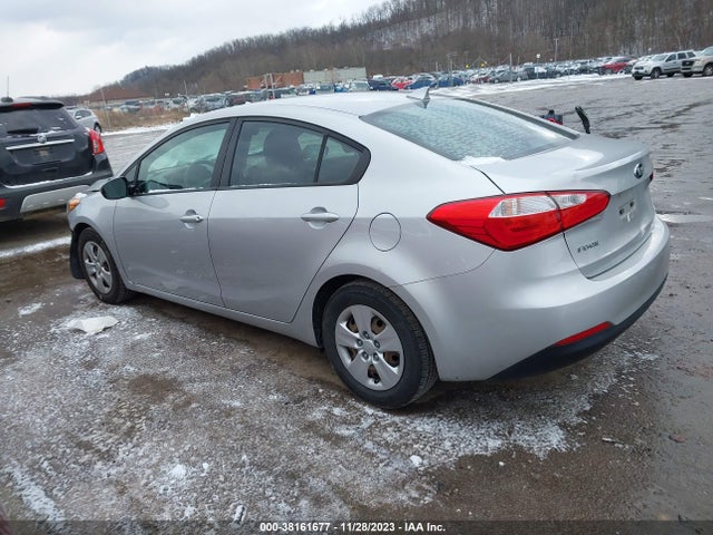 KIA FORTE LX 2016 KNAFK4A63G5531377 Image 3