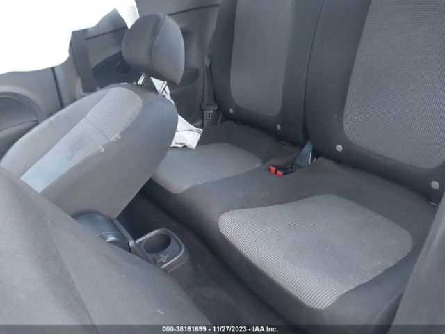 2019 VOLKSWAGEN BEETLE 3VWFD7AT5KM720410 Photo 7