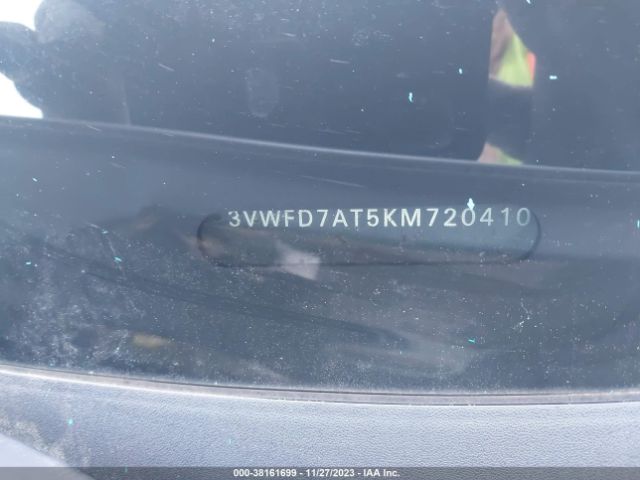 2019 VOLKSWAGEN BEETLE 3VWFD7AT5KM720410 Photo 8